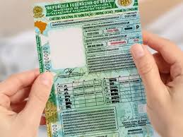 Motoristas com habilitação vencida não conseguem renovar o documento porque sistema do Detran-RS segue fora do ar