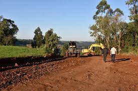 Seguem os trabalhos para a pavimentação asfáltica do cerro na localidade de Erval Novo