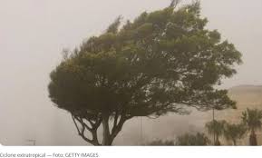 Ciclone extratropical deve atingir RS no final da semana com ventos e chuvas fortes