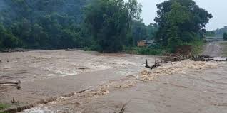 Chuvas derrubam pontes construídas após a enchente de 2024 no Rio Grande do Sul