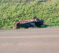 Acidente de trânsito com saída de pista é registrado na ERS 207, em Crissiumal