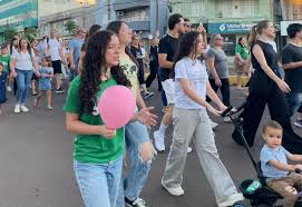 Marcha Para Jesus reúne centenas de fiéis em Três Passos em momento de fé e comunhão cristã