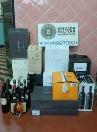 Brigada Militar apreende bebidas alcoólicas de origem estrangeira em Tiradentes do Sul