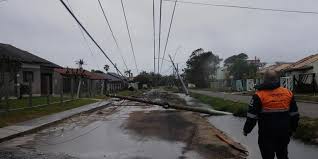 Ciclone extratropical provoca estragos em 13 municípios do Rio Grande do Sul