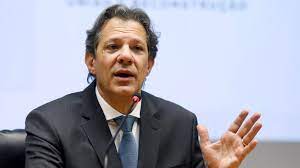 Com novas exceções em relatório da tributária, alíquota padrão pode ir a 27,5%, diz Haddad